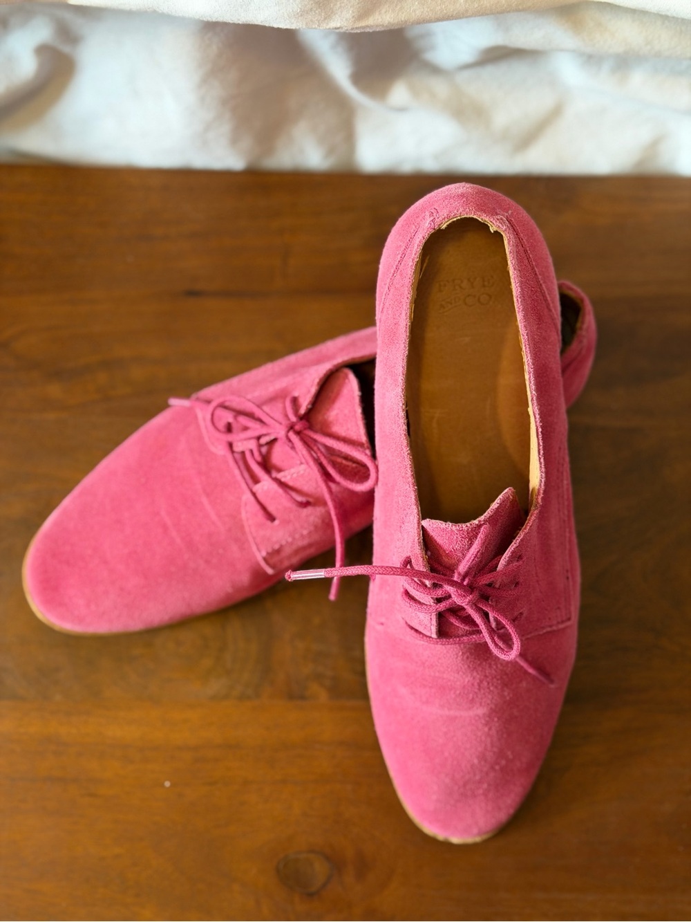 FRYE AND CO. Pink Suede Lace-Up Oxfords